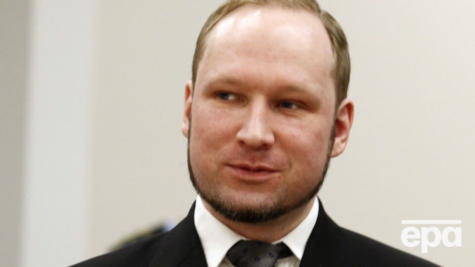 Жертвами терактов Брейвика стали 77 человек