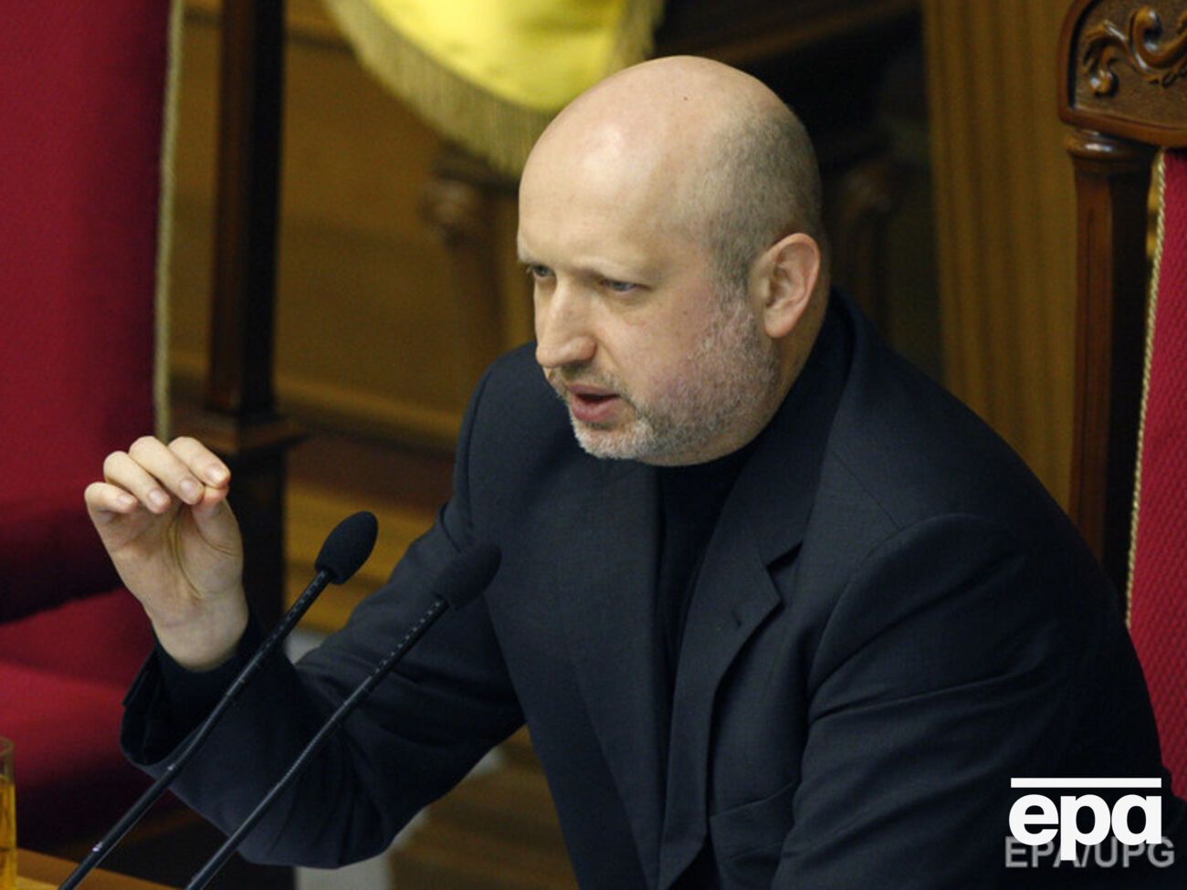 Турчинов считает, что Россия может использовать войска не только в Сирии