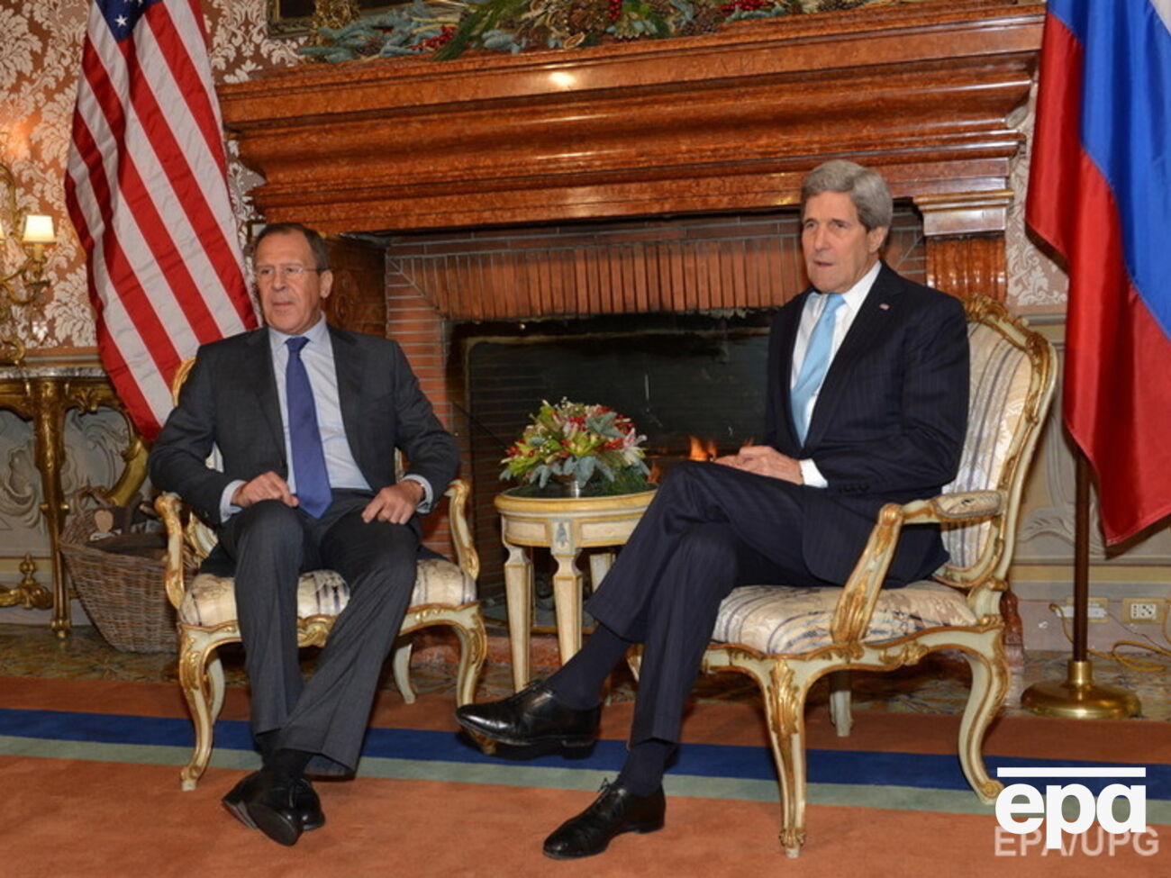 Керри обратился к Лаврову вскоре после того, как&nbsp;российская авиация нанесла&nbsp;первый авиаудар по боевикам ИГИЛ в Сирии