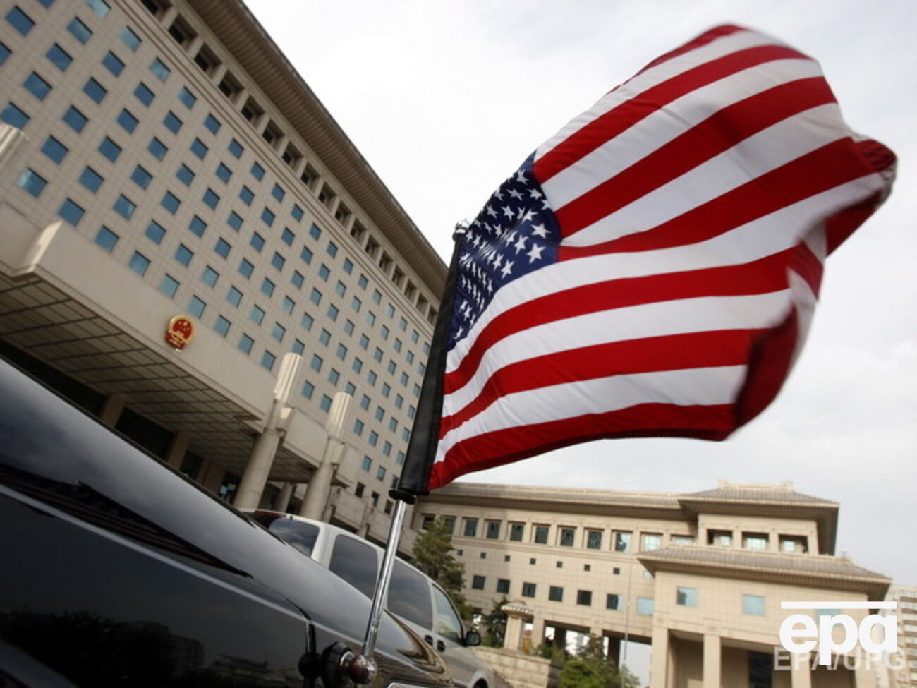 Согласно данным WP, украденные данные содержат проверку биографии сотрудников Госдепартамента США