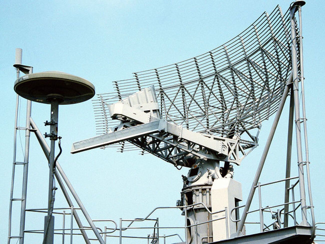 У берегов США заметили российское разведывательное судно