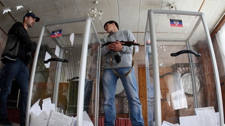 Если власти "ДНР" и "ЛНР" откажутся проводить местные выборы 25 октября, Россия может получить новые санкции
