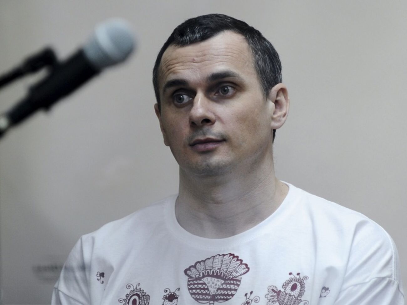 По мнению защиты, российский суд "не учел личность" подсудимого украинского режиссера Олега Сенцова