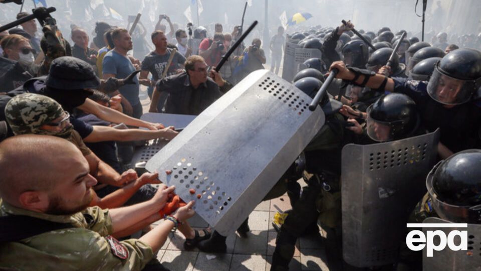 Аваков: Провокаторы установлены, по ним идет работа, в том числе кто раздавал взрывоопасные предметы