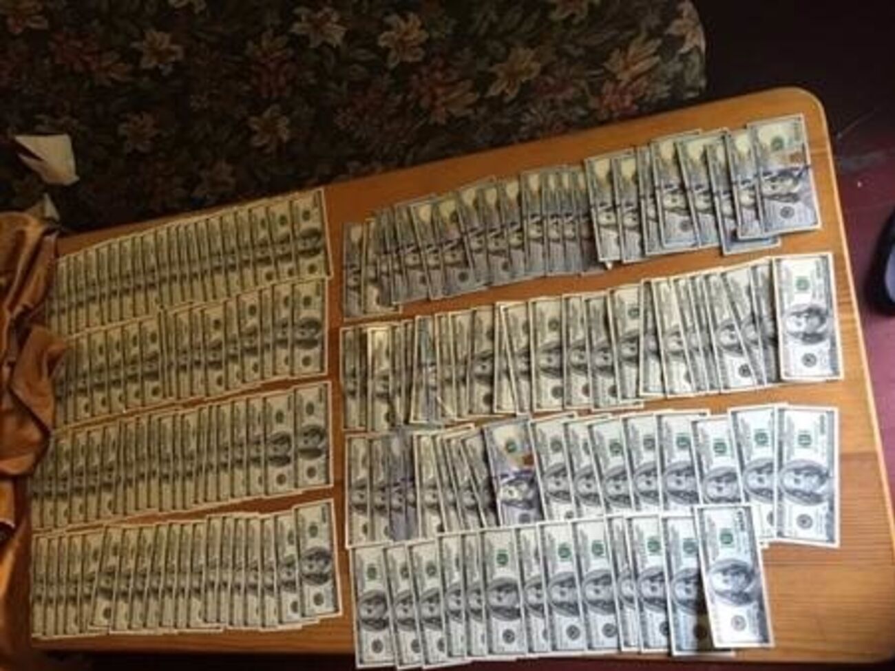 СБУ накрыла группу фальшивомонетчиков из Крыма