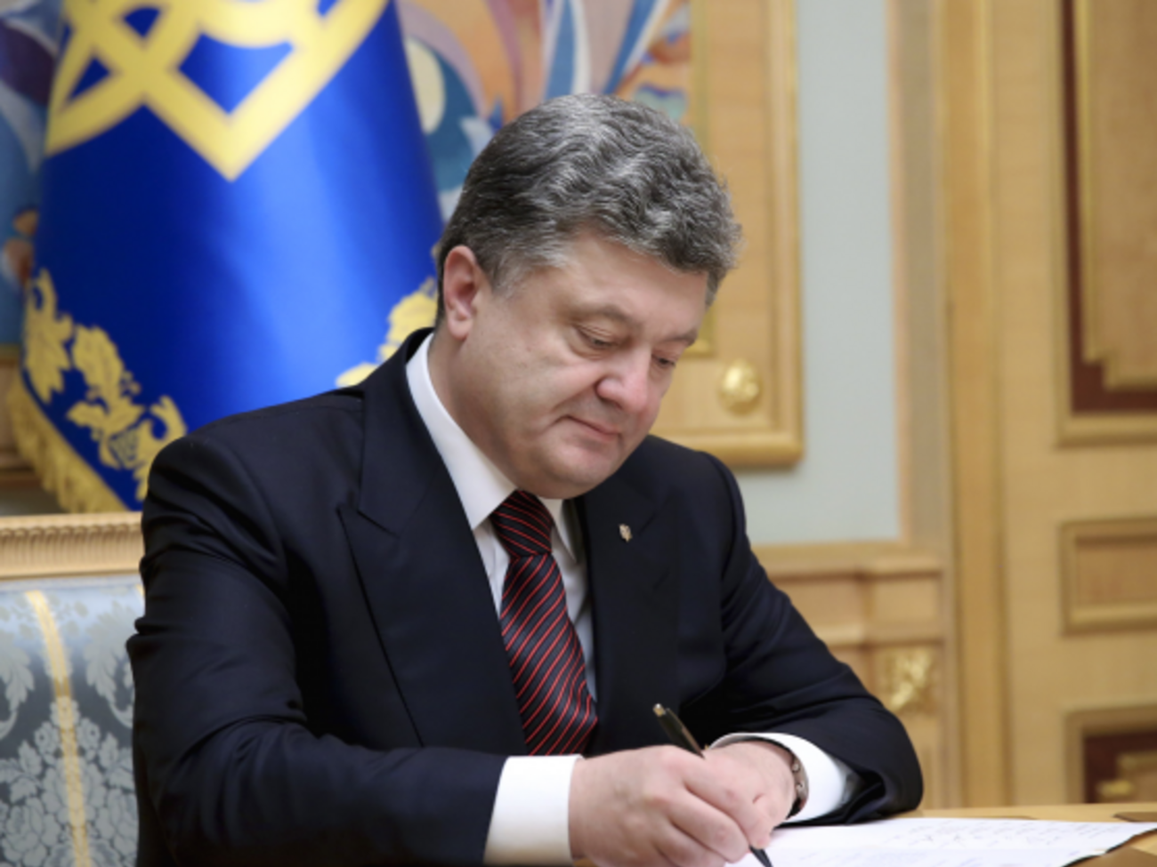 Президент подписал закон о выборах в объединенных территориальных общинах&nbsp;