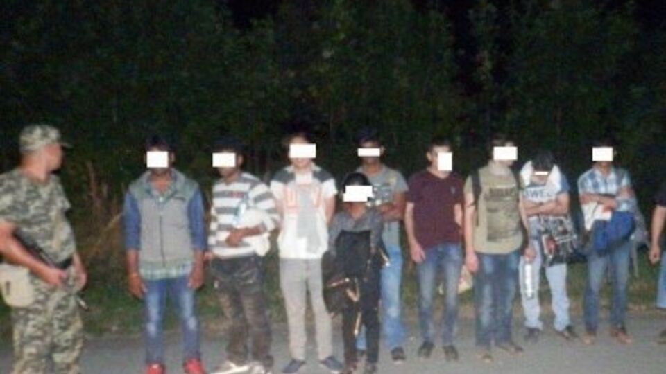 Эта группа мигрантов была задержана на украинско-венгерской границе в ходе спецоперации "Граница-2015" в середине августа
