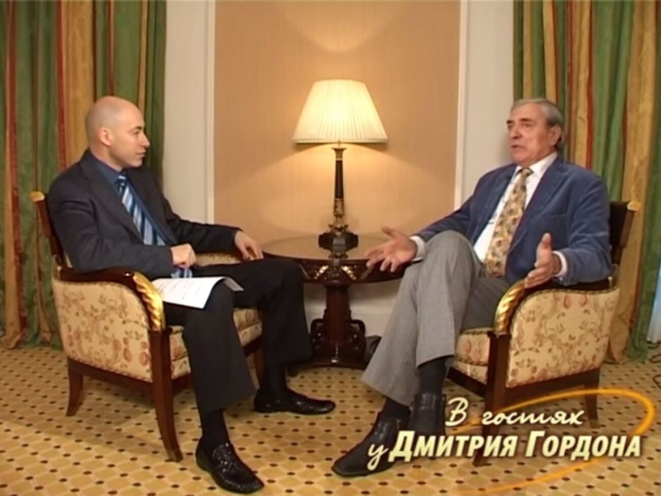 Александр Лазарев: Снимался ли я в эротических сценах? Да, в "Еще раз про любовь" я, застегнутый почти до подбородка, лежу