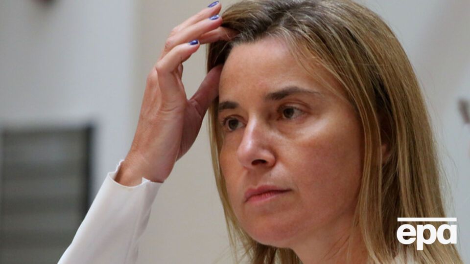 Мигранты являются проблемой не только Евросоюза, заявила Могерини