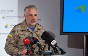 "ОУН" и "Правый сектор" должны войти в состав Вооруженных сил Украины, считает Жебривский