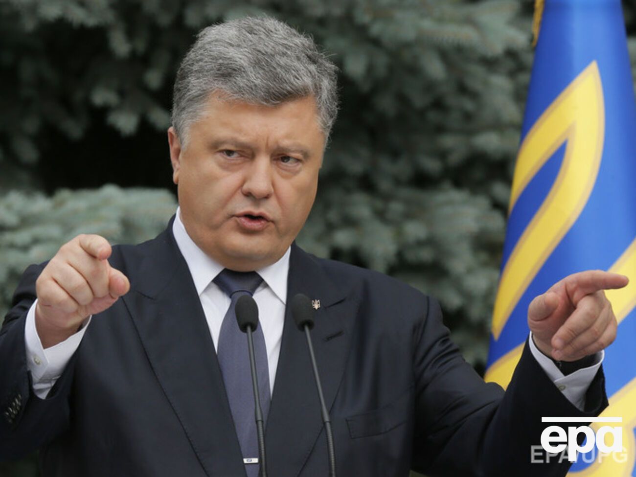 Порошенко считает, что НАТО пока не примет Украину