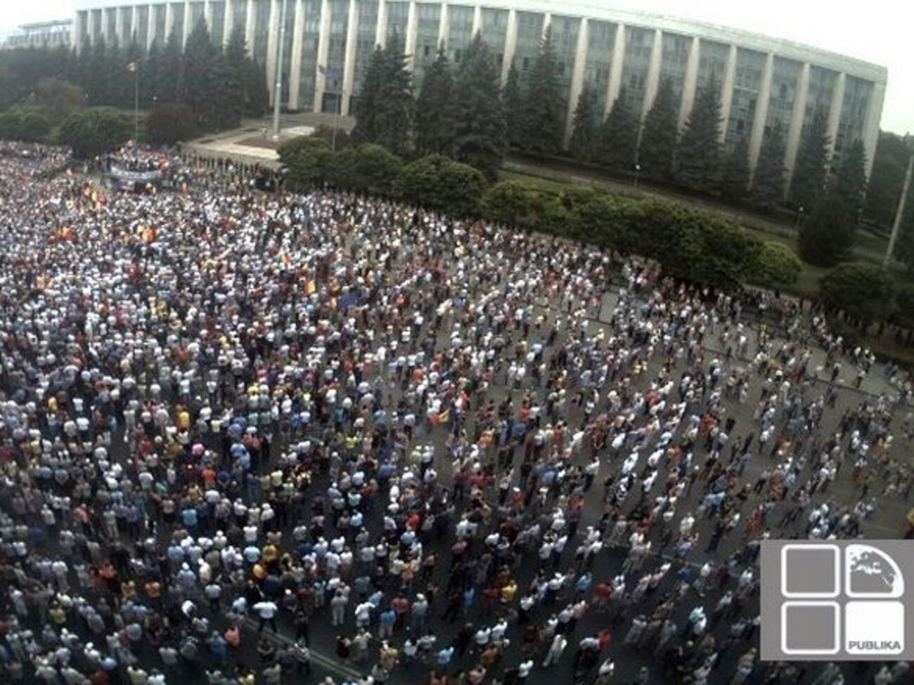 В Кишиневе проходят массовые протесты