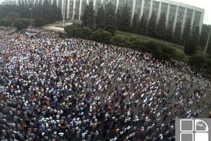 В Кишиневе проходят массовые протесты
