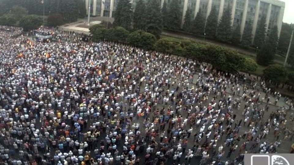 В Кишиневе проходят массовые протесты