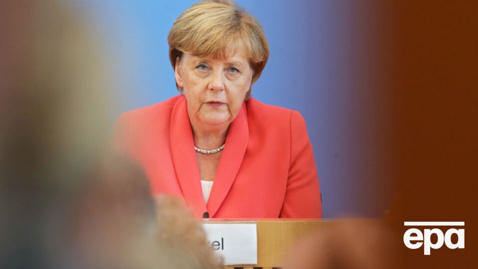 Меркель проведет переговоры с партнерами по коалиции по вопросу мигрантов