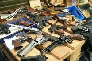 Китайские умельцы торговали самодельным оружием через интернет