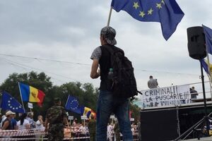 Инициаторы протестов в Кишиневе заявляют о мирном характере своих акций