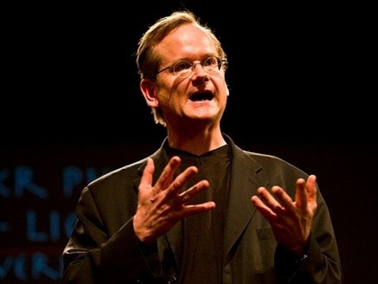 Лессин решил баллотироваться в президенты