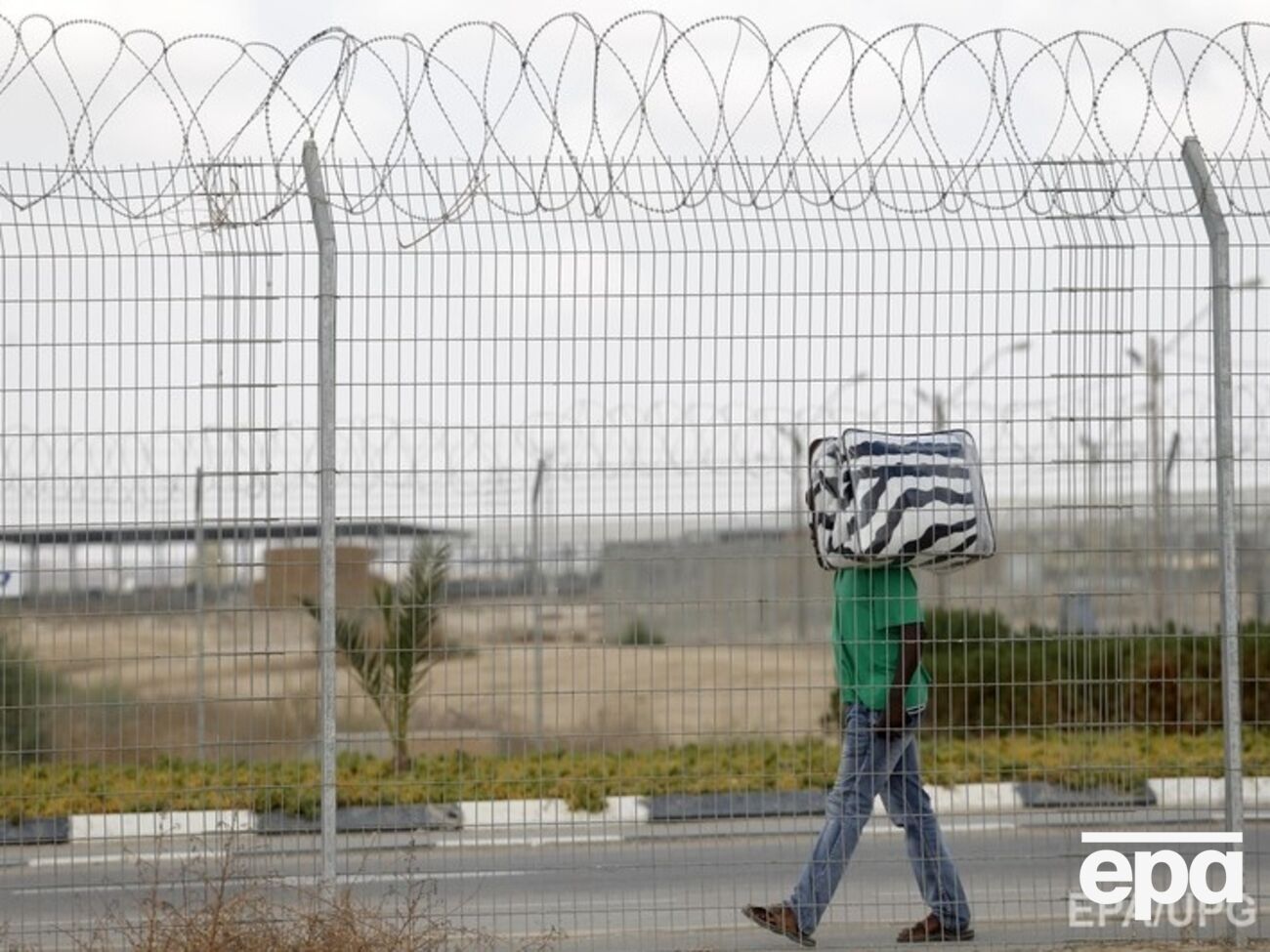 Израиль опасается, что с беженцами в страну проникнут террористы