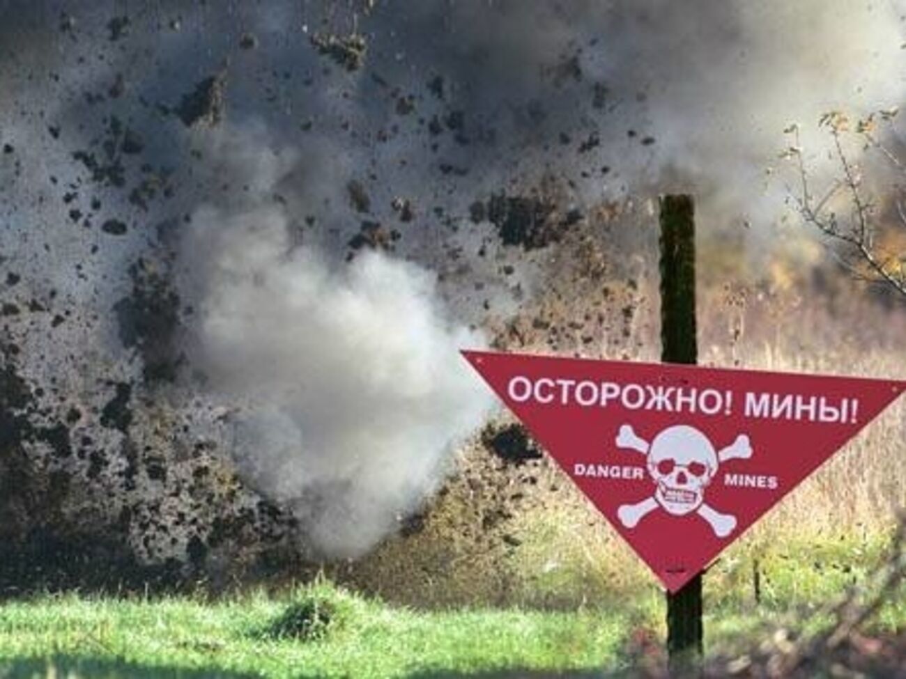 Боевики подорвались на мине, пытаясь пройти на контролируемую Украиной территорию