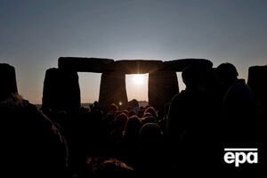 Под Стоунхэнджем нашли гигантские плиты