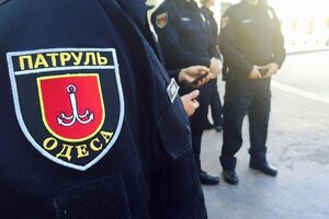 Одесские полицейские обнаружили в шкафу квартиры пропавшего ребенка