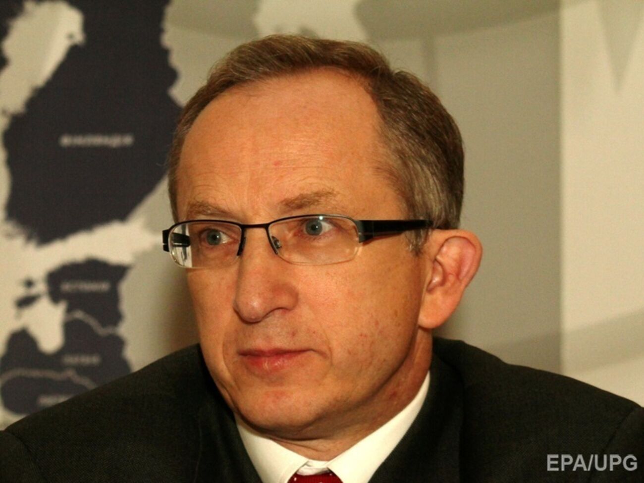 Томбинский отметил, что ЕС будет следить за местными выборами в Украине