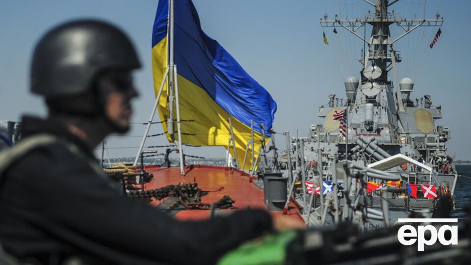 На юге страны проходят военные учения