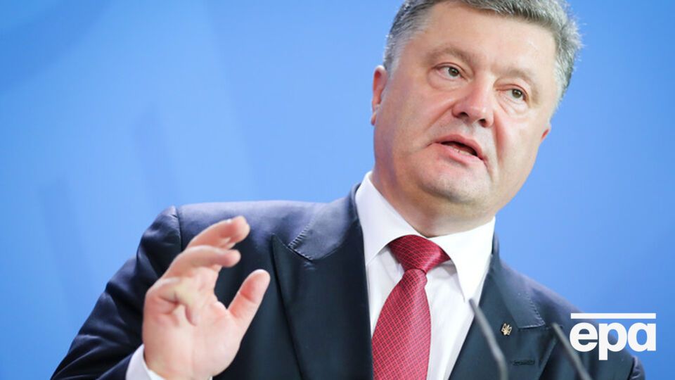 Порошенко: Нам удалось не допустить дефолт