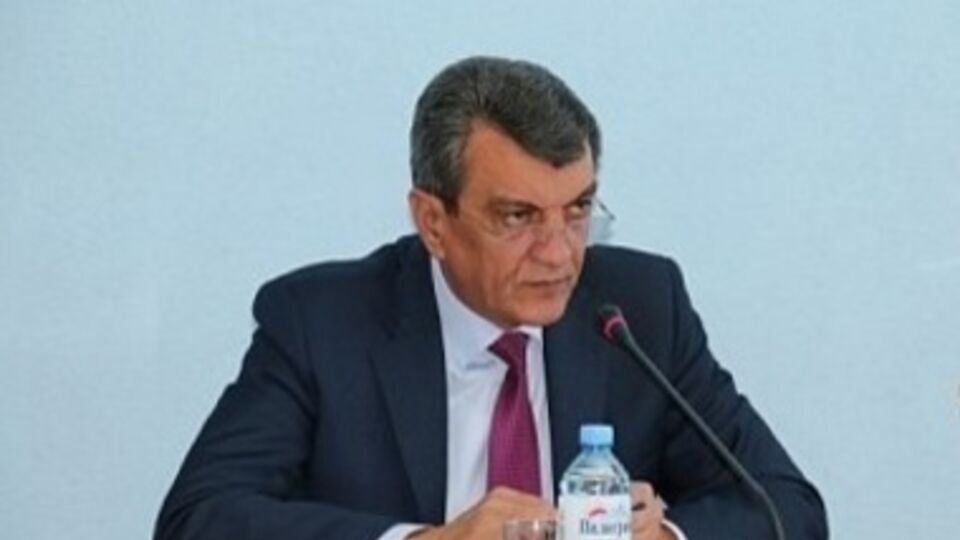 Меняйло: Киев хочет отключить нам свет и тепло зимой, чтоб запугать