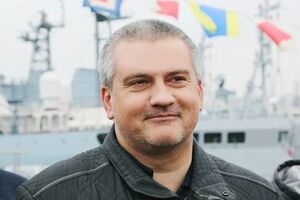 Аксенов призвал "забыть" о возвращении Крыма в состав Украины
