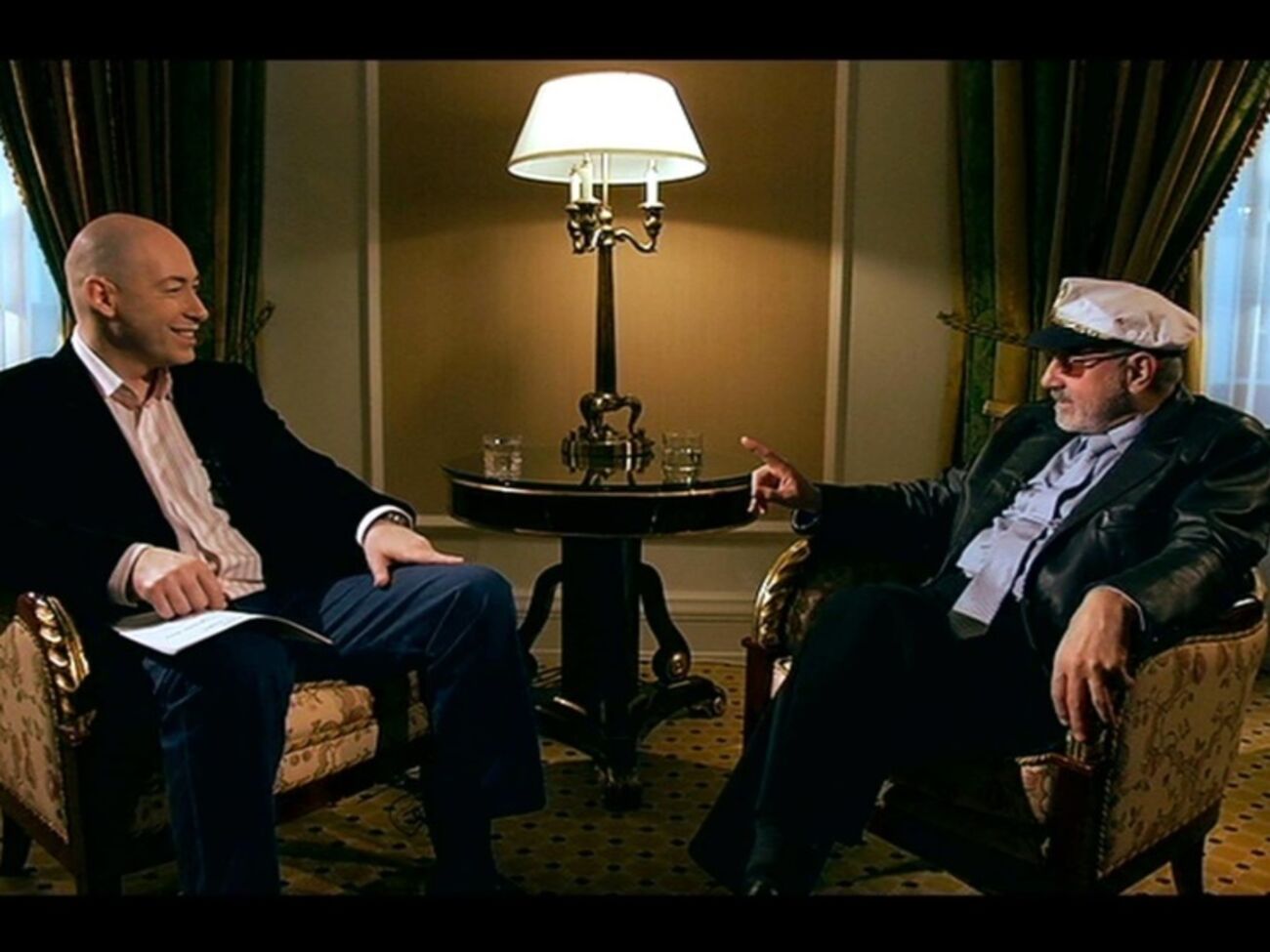 Владимир Асмолов: Я не богат: у меня нет собственной машины, и на свои концерты я езжу на такси