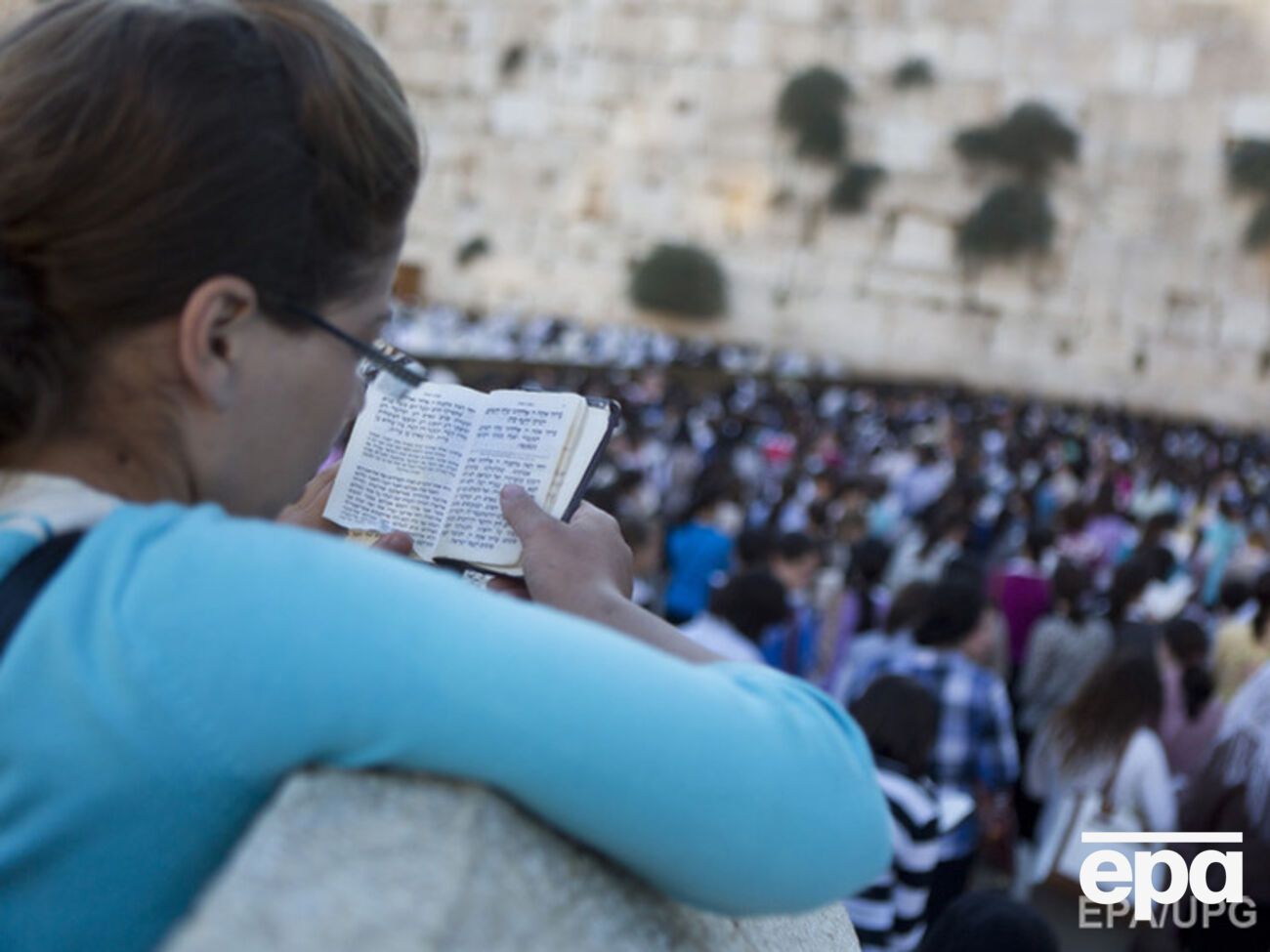 В РФ чтение книг на иврите грозит неприятностями с полицией