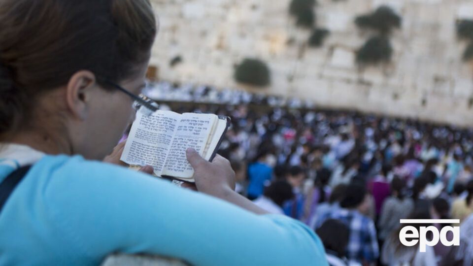 В РФ чтение книг на иврите грозит неприятностями с полицией