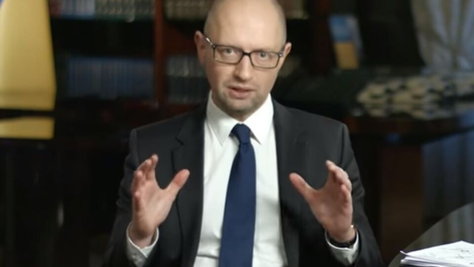 Яценюк рассказал гражданам, как пересчитать тарифы в случае низкой температуры в помещении