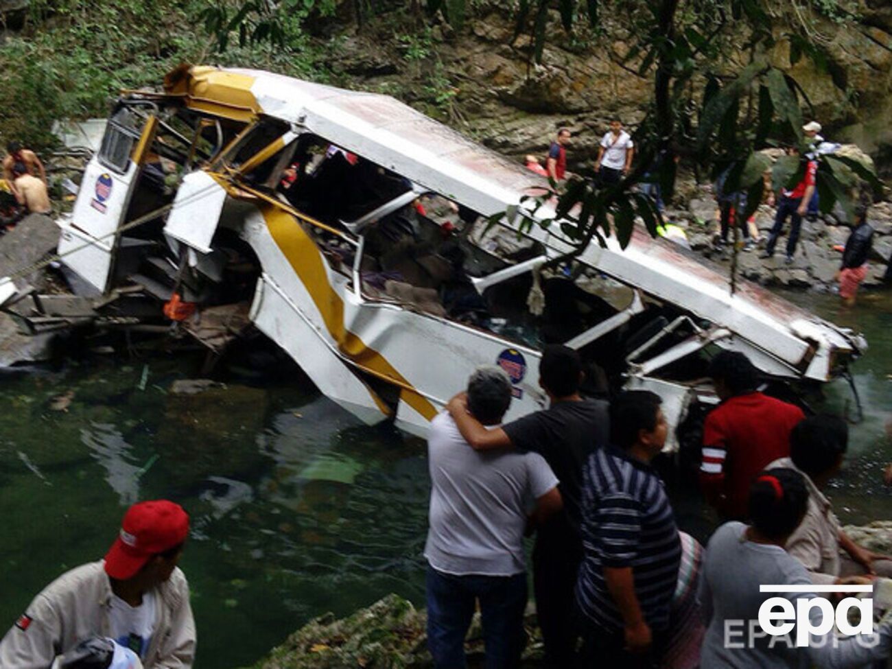 В Мексике погибли 16 человек