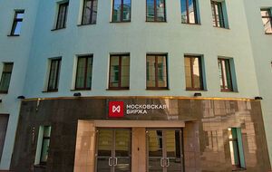 На Московской бирже произошло падение основных индексов более чем на 3%