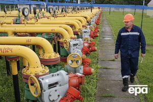 Причинами спада российской экономики эксперты называют падение цен на нефть и международные санкции