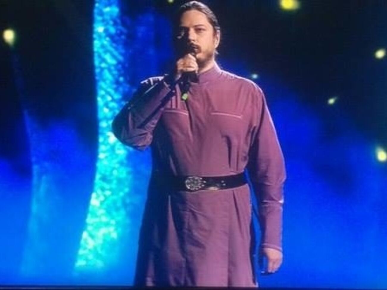 Фотий победил в шоу "Голос 4", но не может выступать