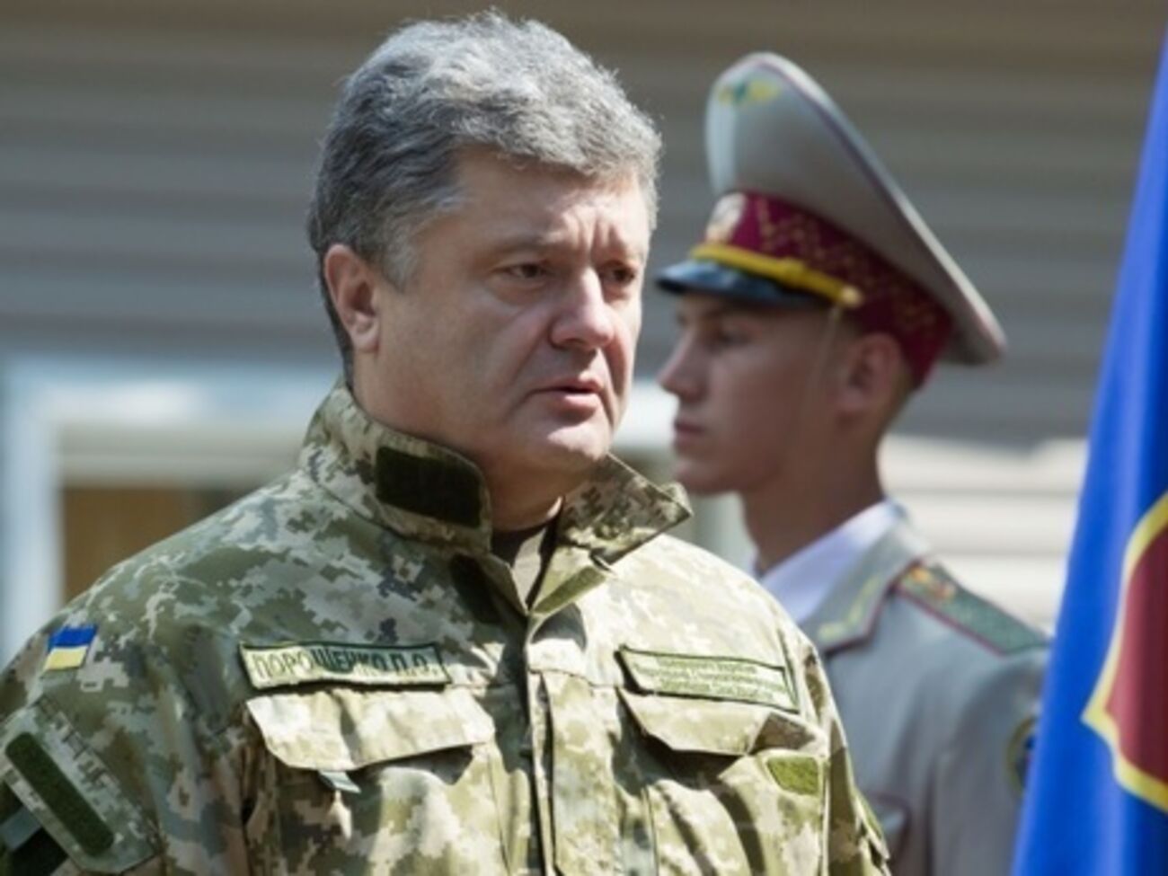 По словам президента Украины, в текущем году также планируется отремонтировать более 1,5 тыс. образцов военной техники &nbsp;и вооружения