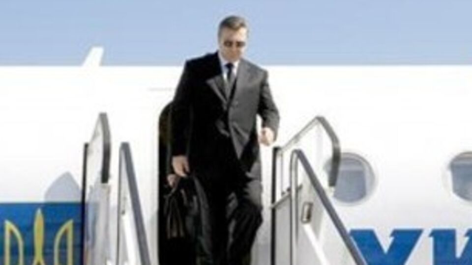 Порошенко: Освобождение украинской территории – это не только усилия дипломатов