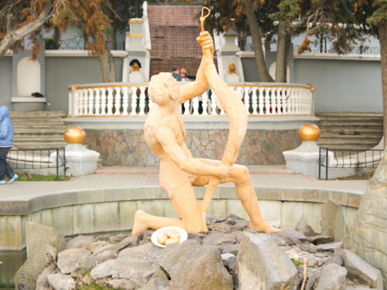 Фонтан "Рыбак и рыба" был построен еще в начале 50-х годов