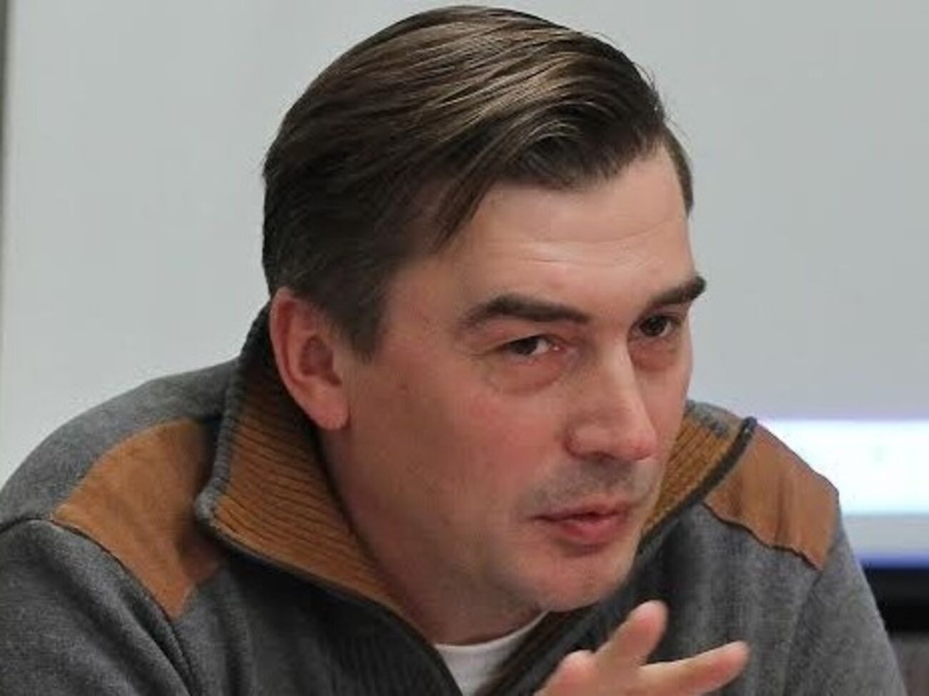 Добродомов: Система защищается отчаянно. Своих не сдают