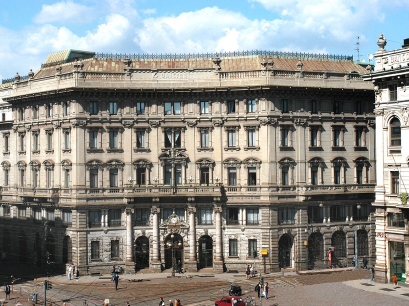 Центральный офис UniCredit Holding в Милане (Италия)