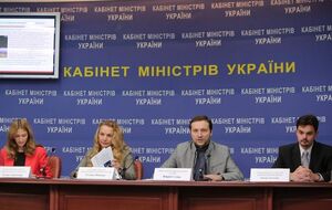 В Министерстве информационной политики заявляют, что новые меры обеспечат вещанием "Украинского радио" жителей четырех районов Донецкой и двух районов Луганской областей