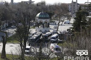 Вблизи места взрыва много полиции и медиков