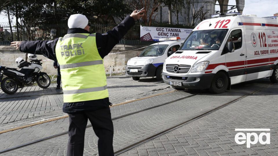 "Скорая помощь" доставила раненых в больницы