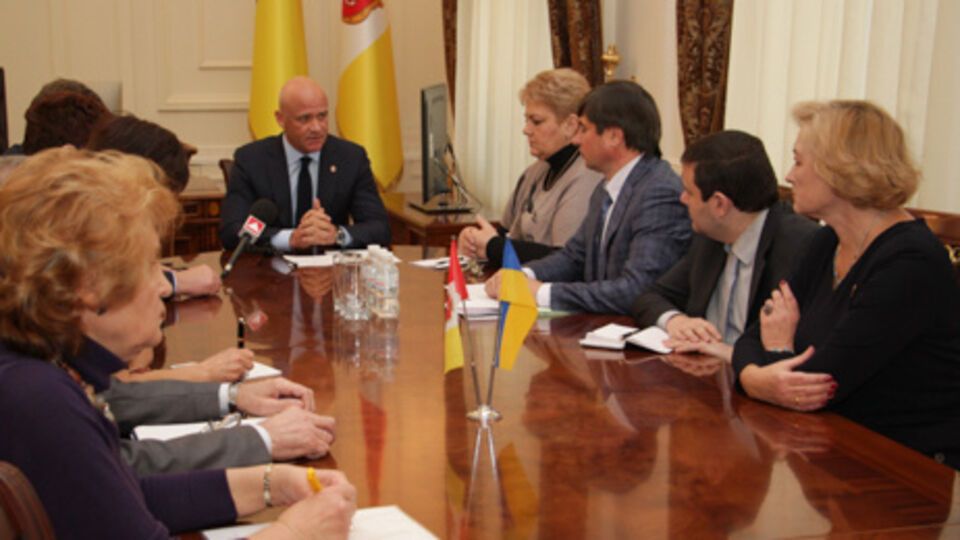 12 января 2015 года мэр Одессы Геннадий Труханов создал штаб по предупреждению распространения ОРВИ и гриппа и провел его первое заседание