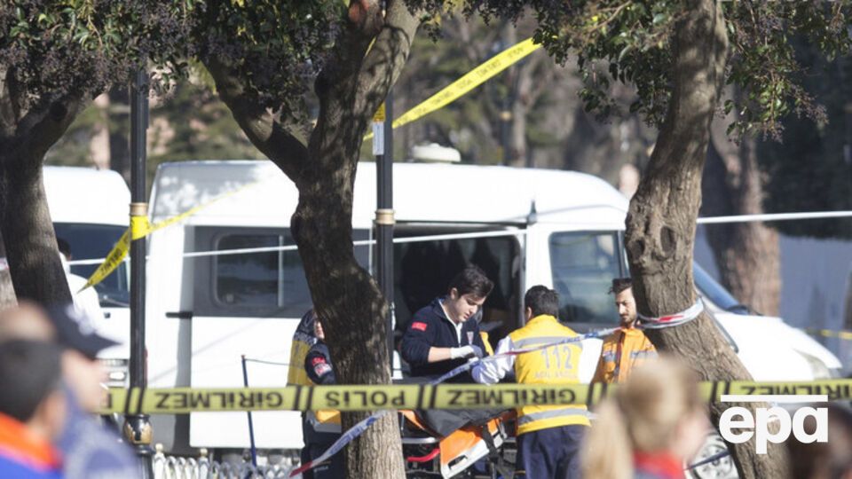 В результате взрыва в Стамбуле погибло 11 человек