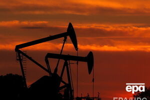 Нефть подешевела